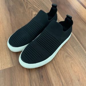 Madden girl slip on shoes
